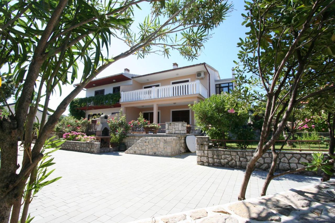 Apartments Grskovic G. Jesenovica Šilo Extérieur photo