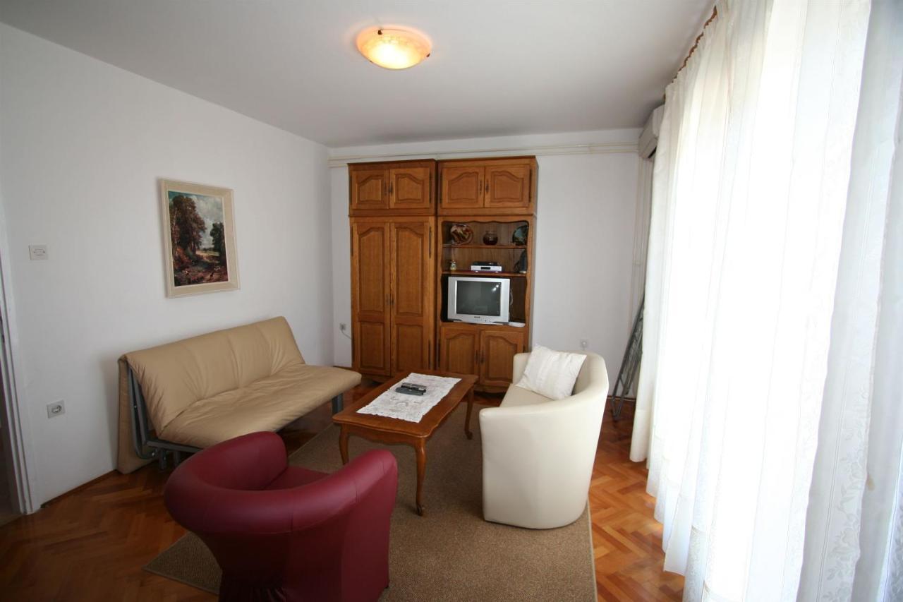Apartments Grskovic G. Jesenovica Šilo Extérieur photo